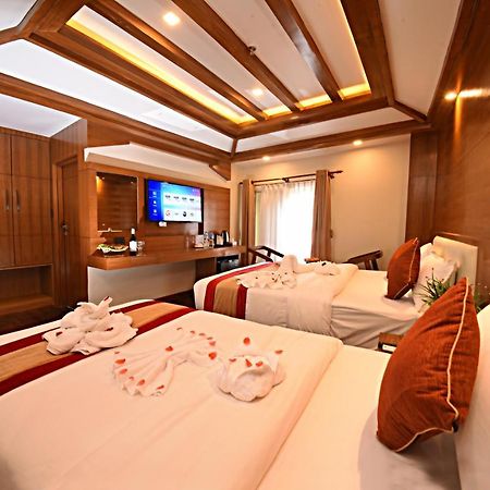 Hotel Thamel Park カトマンズ エクステリア 写真