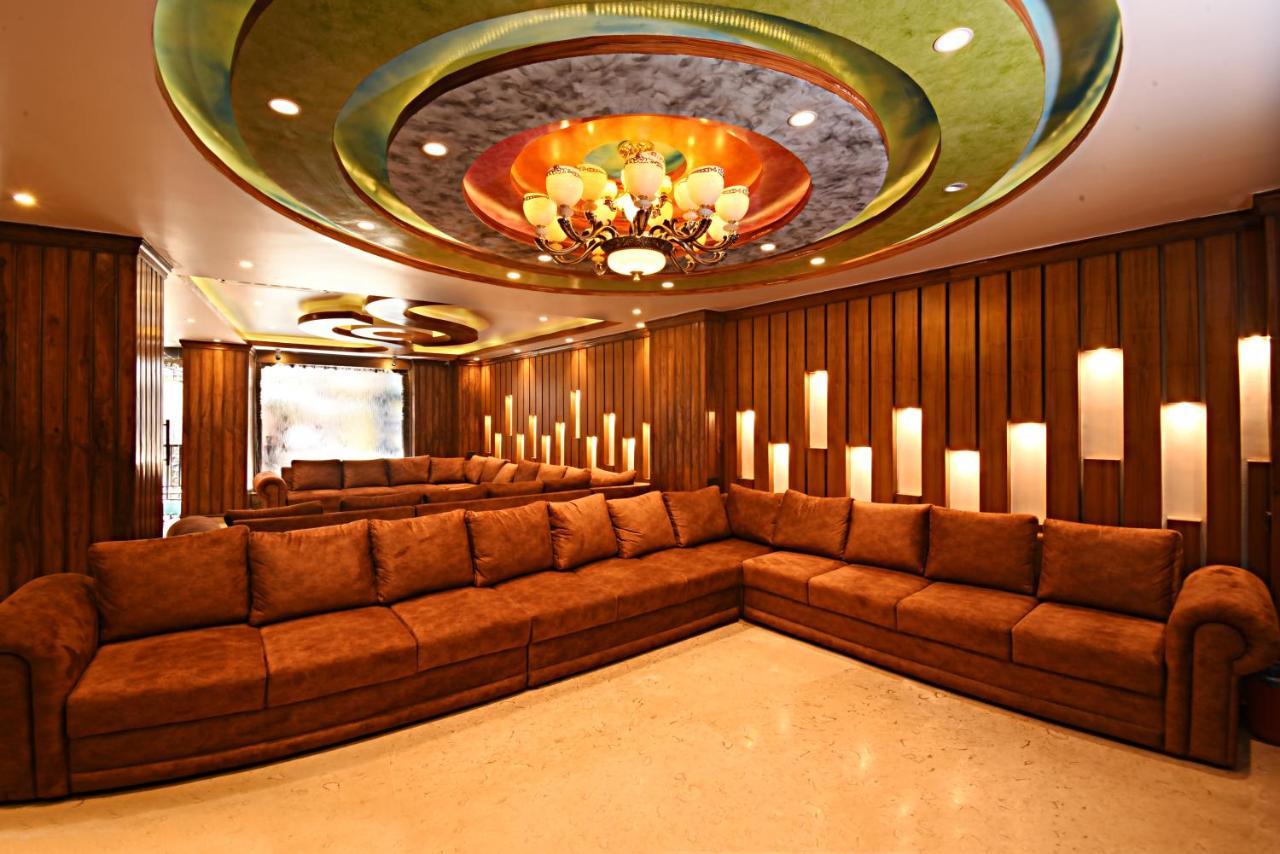 Hotel Thamel Park カトマンズ エクステリア 写真