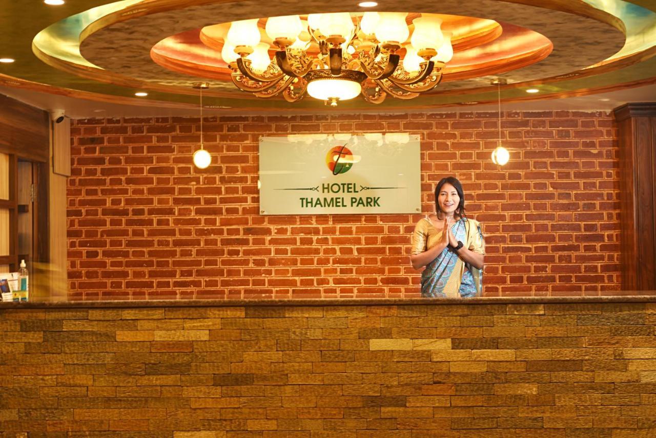Hotel Thamel Park カトマンズ エクステリア 写真