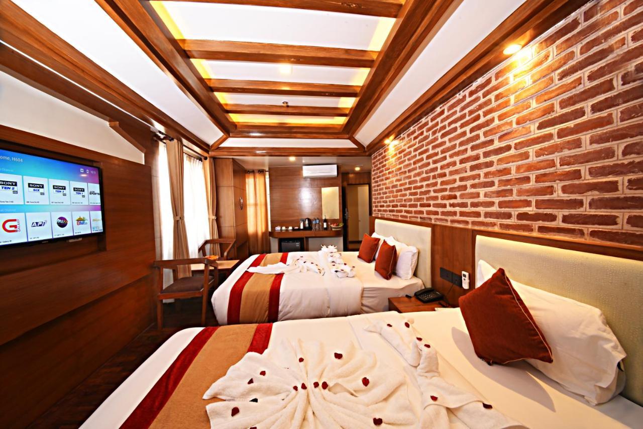 Hotel Thamel Park カトマンズ エクステリア 写真