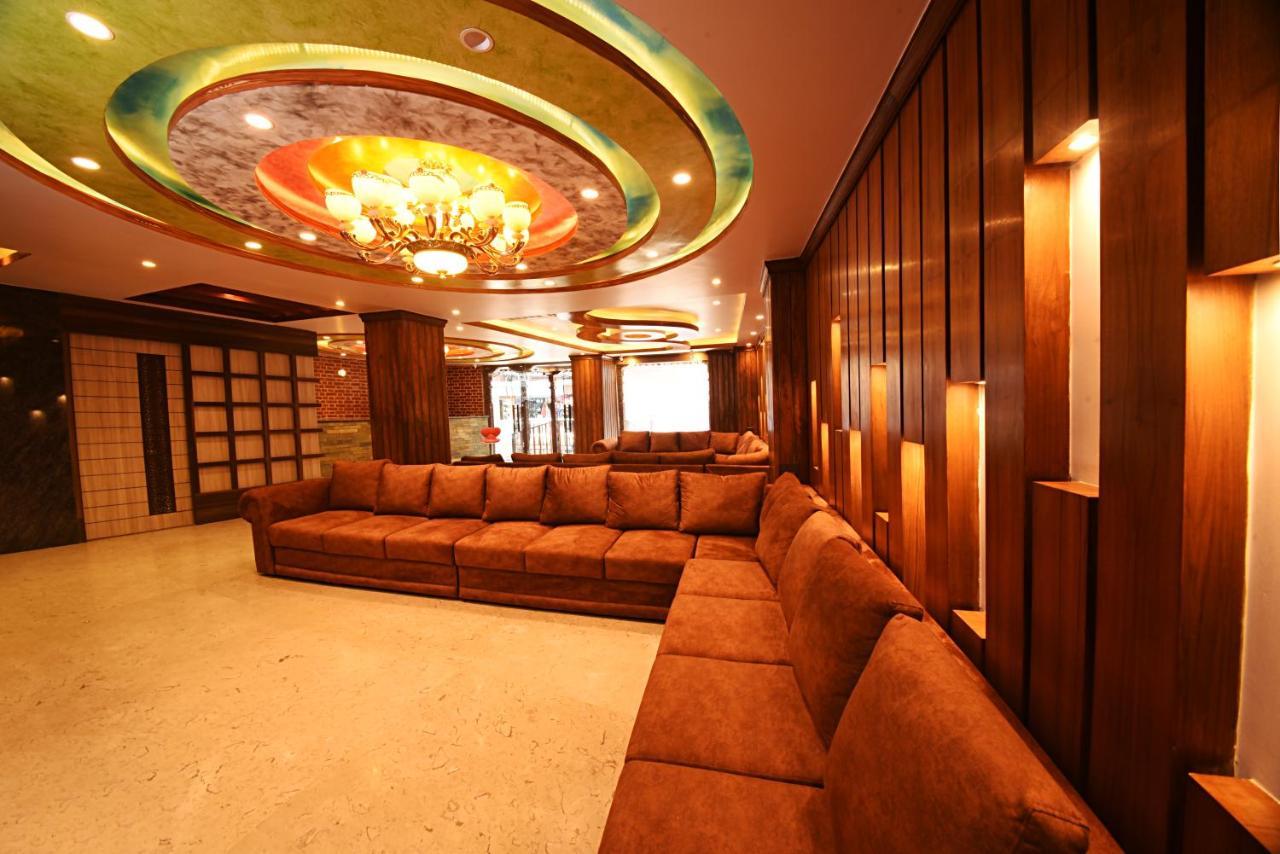 Hotel Thamel Park カトマンズ エクステリア 写真
