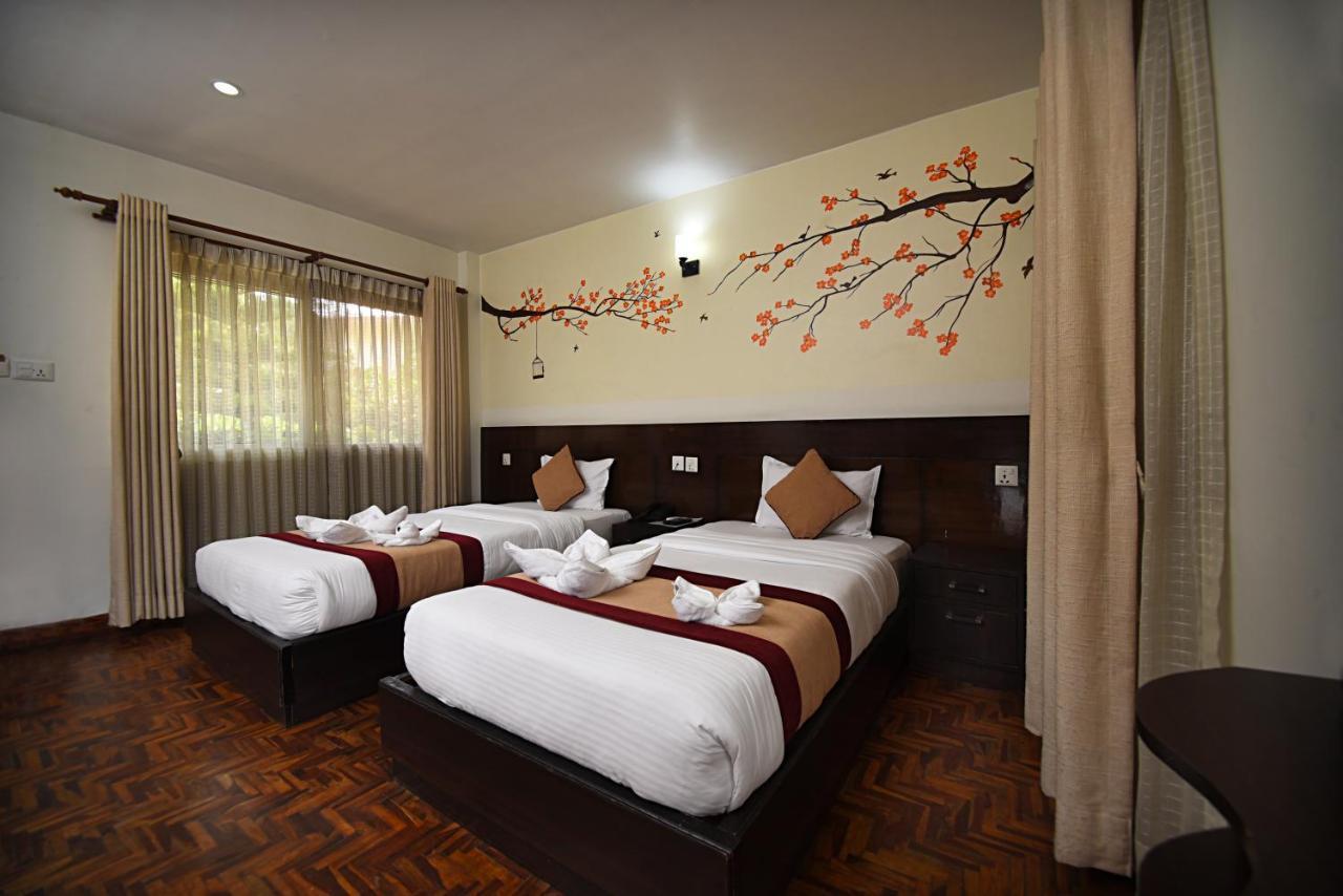 Hotel Thamel Park カトマンズ エクステリア 写真